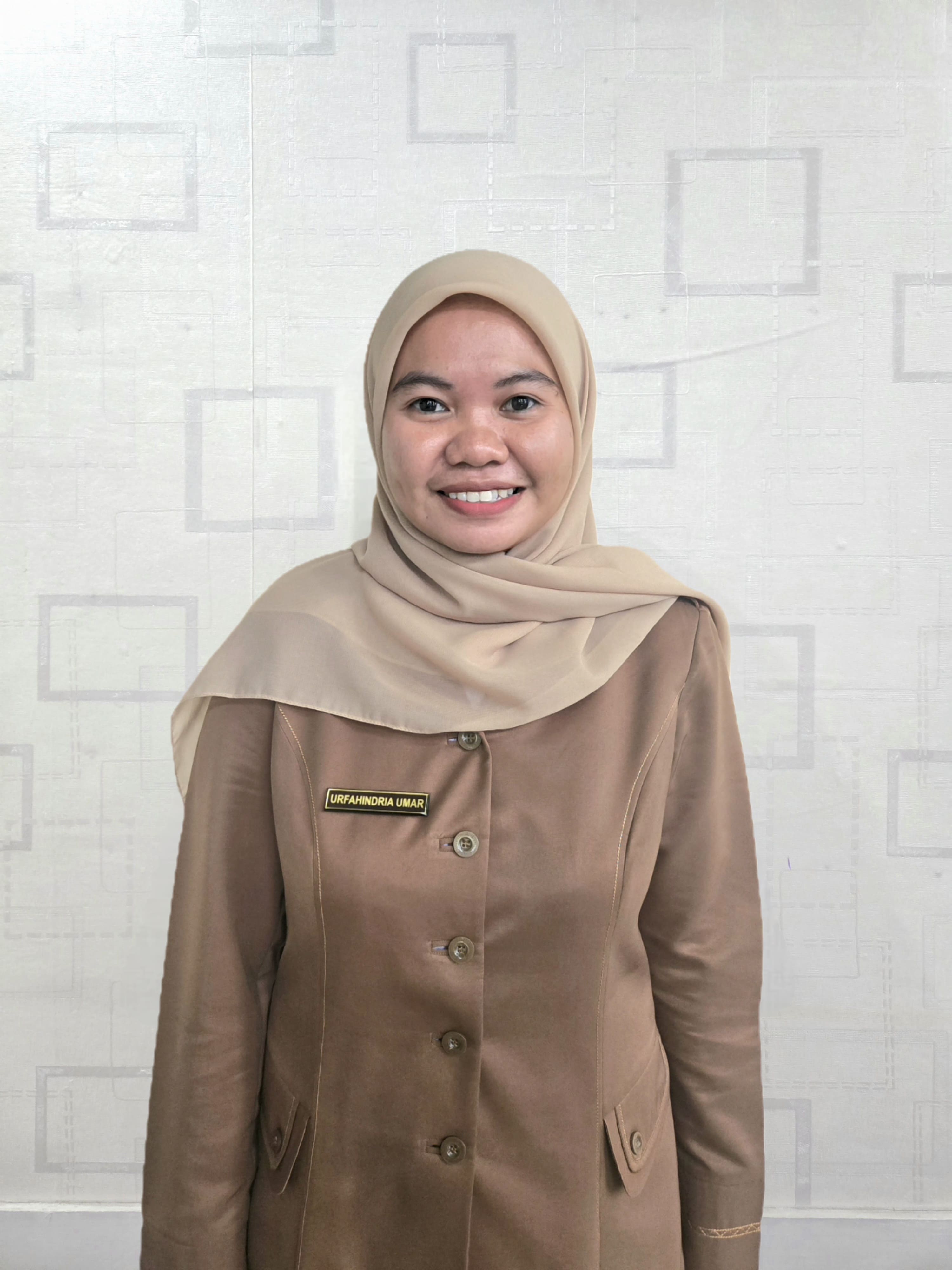 Urfahindria Umar, S.T.